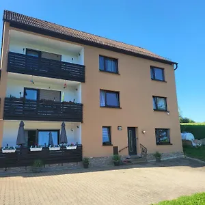 Mara Neuhaus an der Pegnitz