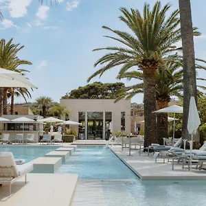 https://hotel-sezz-saint-tropez.fr-provencehotel.com